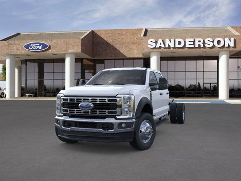 New 2026 Ford F550 4x4 Crew Cab image 3