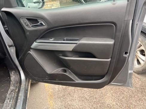 Used 2019 Chevrolet Colorado LT w/ LT Convenience Package image 23