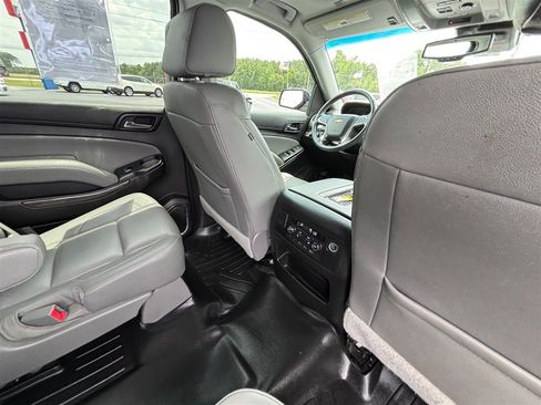 Used 2017 Chevrolet Suburban LT AWD/4WD image 24