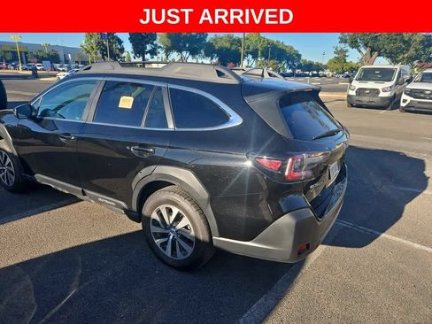 Used 2025 Subaru Outback Premium AWD/4WD image 5