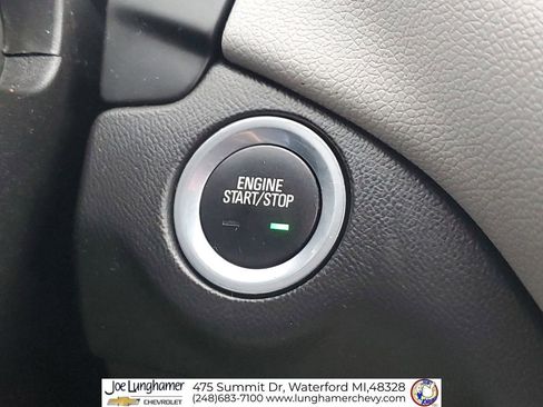 Certified 2018 Chevrolet Equinox LS FWD image 17