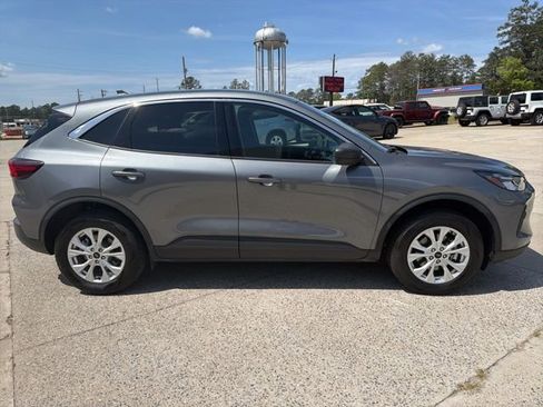 Used 2024 Ford Escape Active AWD/4WD image 5