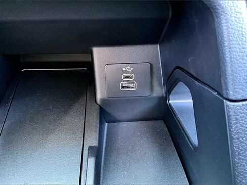 Used 2025 Ford Ranger XL image 16