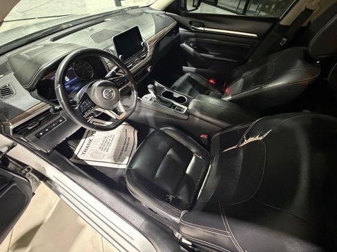 Used 2020 Nissan Altima 2.5 SL FWD image 19