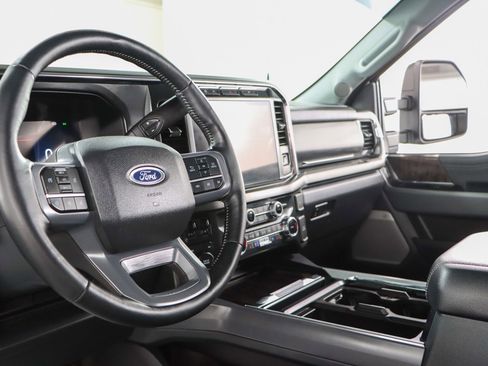 Used 2024 Ford F250 Lariat image 24