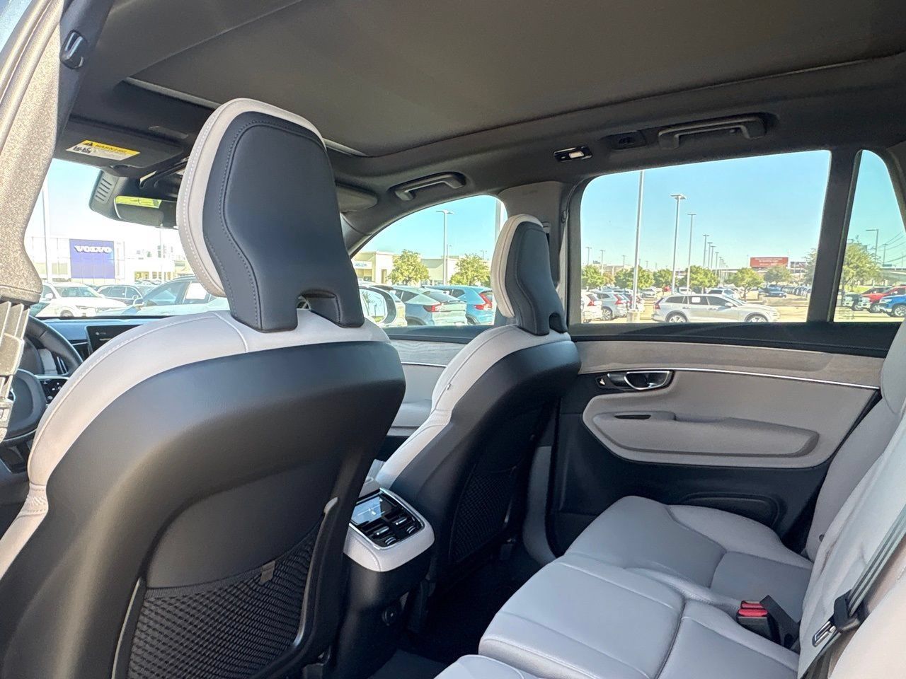New 2026 Volvo XC90 B6 Plus AWD/4WD image 31