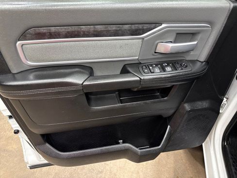 Used 2022 RAM 2500 Big Horn AWD/4WD image 29