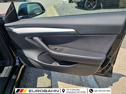 Used 2023 Tesla Model 3 Standard Range RWD image 30