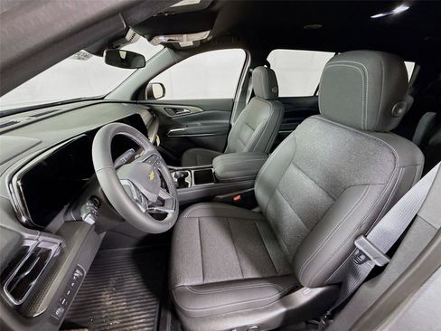New 2026 Chevrolet Traverse LT image 16