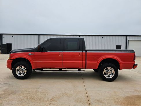 Used 2004 Ford F250 Harley-Davidson AWD/4WD image 25