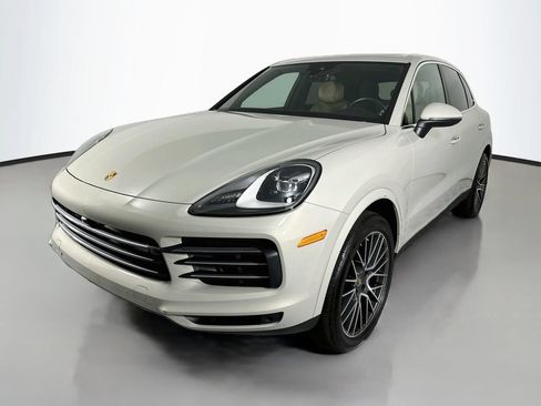 Used 2021 Porsche Cayenne AWD/4WD image 1