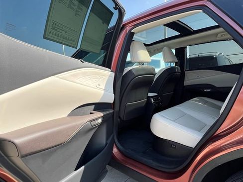 Used 2024 Lexus RX 350 350 Luxury w/ Convenience Package image 29