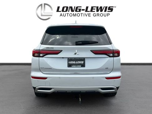 Used 2023 Mitsubishi Outlander SE FWD image 5
