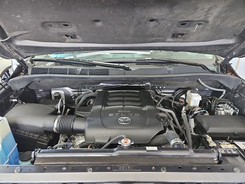 Used 2019 Toyota Tundra SR5 w/ TRD Off Road Package image 26