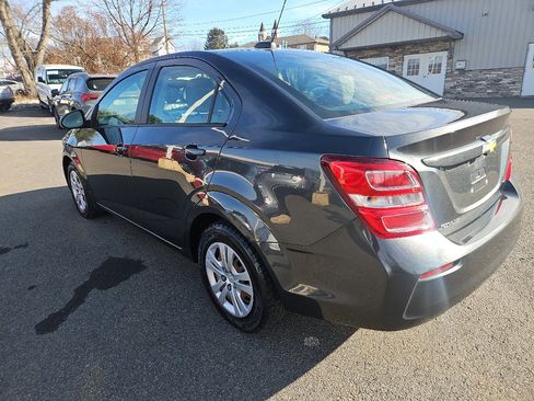 Used 2018 Chevrolet Sonic LS image 5