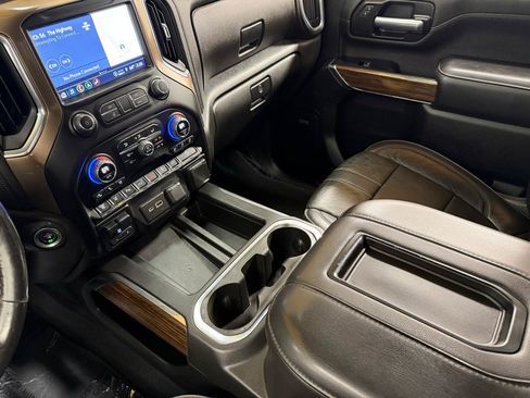 Used 2022 Chevrolet Silverado 2500 High Country w/ Safety Package II AWD/4WD image 20
