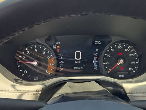 Used 2025 Jeep Compass Limited AWD/4WD image 9