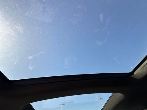 Used 2023 Mercedes-Benz EQB 300 4MATIC w/ Exclusive Package image 16