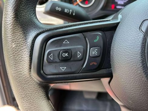 Used 2025 Jeep Gladiator Sport AWD/4WD image 29