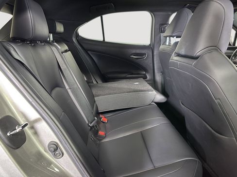 Used 2021 Lexus UX 250h w/ Premium Package image 14