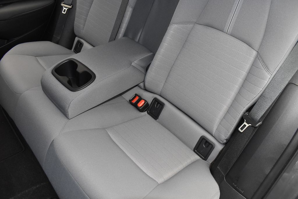 Used 2025 Toyota Corolla SE FWD image 31