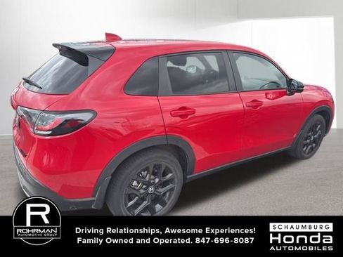 Used 2023 Honda HR-V Sport image 4