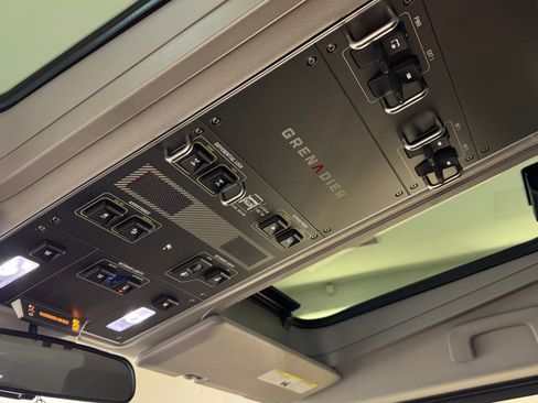 Used 2024 INEOS Grenadier Fieldmaster Edition image 13