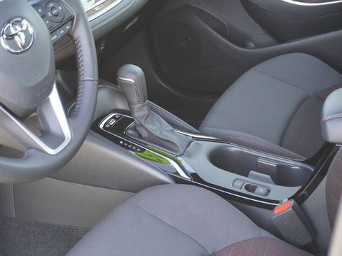 Used 2025 Toyota Corolla SE AWD/4WD image 20