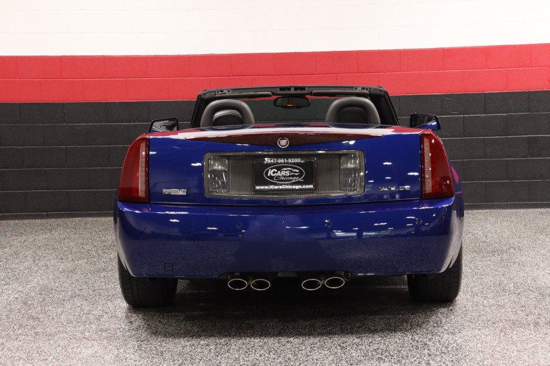 Used 2006 Cadillac XLR RWD image 28