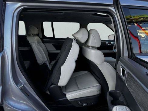 Used 2024 Hyundai Santa Fe Calligraphy FWD image 54