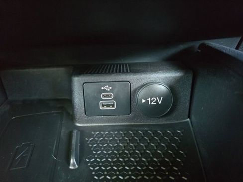 Used 2024 Ford Bronco Sport Outer Banks w/ Tech Package image 6