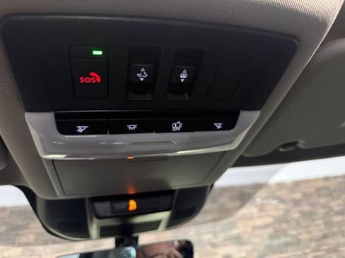 Certified 2026 Nissan Rogue SV w/ SV Premium Package FWD image 27