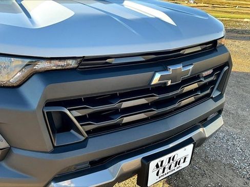 Used 2024 Chevrolet Colorado Trail Boss w/ Safety Package image 29