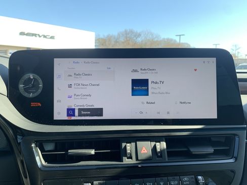 Used 2025 Lexus ES 350 Ultra Luxury image 23