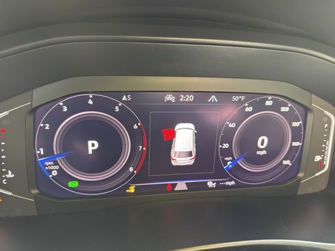 Used 2023 Volkswagen Atlas SE image 24