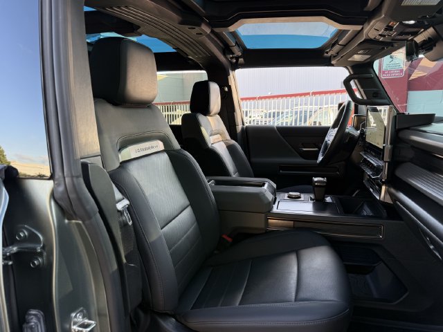 Used 2024 GMC Hummer EV 3X AWD/4WD image 34