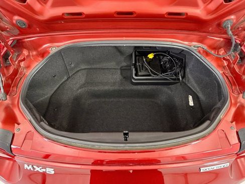 Used 2020 MAZDA MX-5 Miata RF Grand Touring RWD image 24
