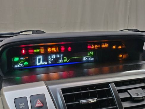 Used 2014 Toyota Prius V Three FWD image 25