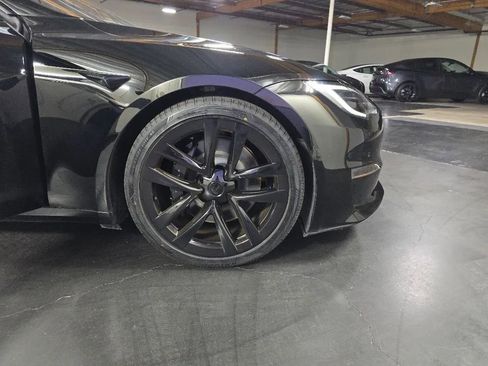 Used 2022 Tesla Model S Plaid image 20