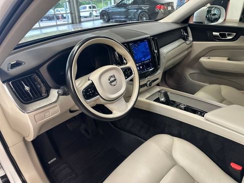 Used 2023 Volvo XC60 B5 Plus AWD/4WD image 22