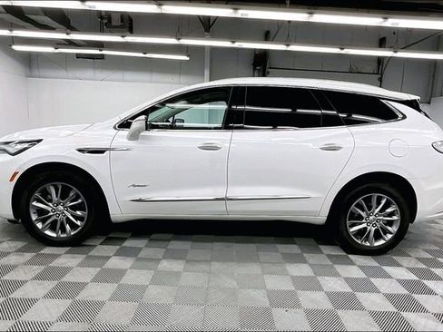 Used 2023 Buick Enclave Avenir w/ Avenir Technology Package FWD image 14