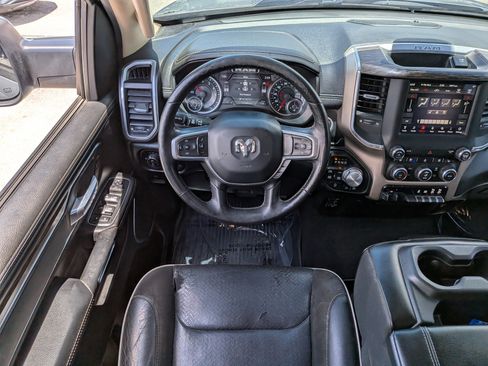 Used 2019 RAM 1500 Laramie w/ Off Road Group AWD/4WD image 16