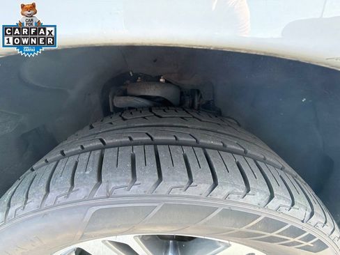 Used 2024 Ford Expedition Limited RWD image 11
