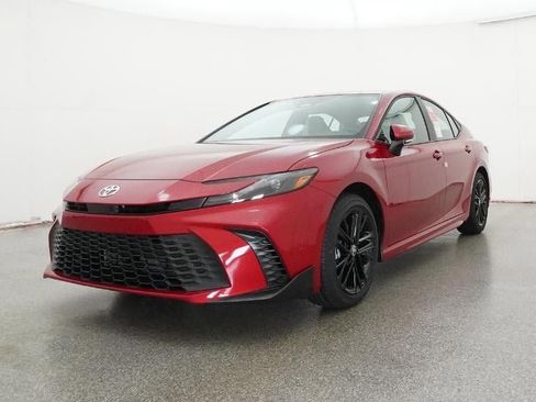 New 2026 Toyota Camry SE image 32