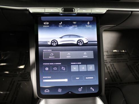 Used 2024 Lucid Air Pure image 25