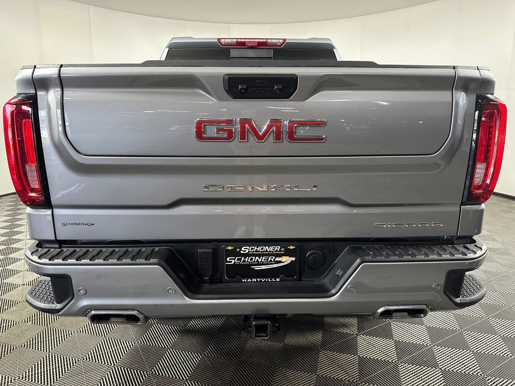 Used 2025 GMC Sierra 1500 Denali w/ Denali Reserve Package AWD/4WD image 4