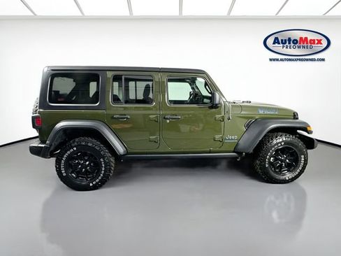 Used 2023 Jeep Wrangler Unlimited w/ Cold Weather Group image 9