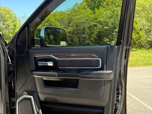 Used 2020 RAM 2500 Laramie AWD/4WD image 37