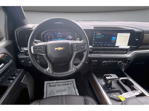 Used 2024 Chevrolet Silverado 1500 High Country w/ High Country Premium Package AWD/4WD image 6