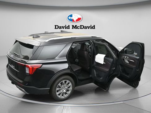 New 2026 Ford Explorer Platinum image 17